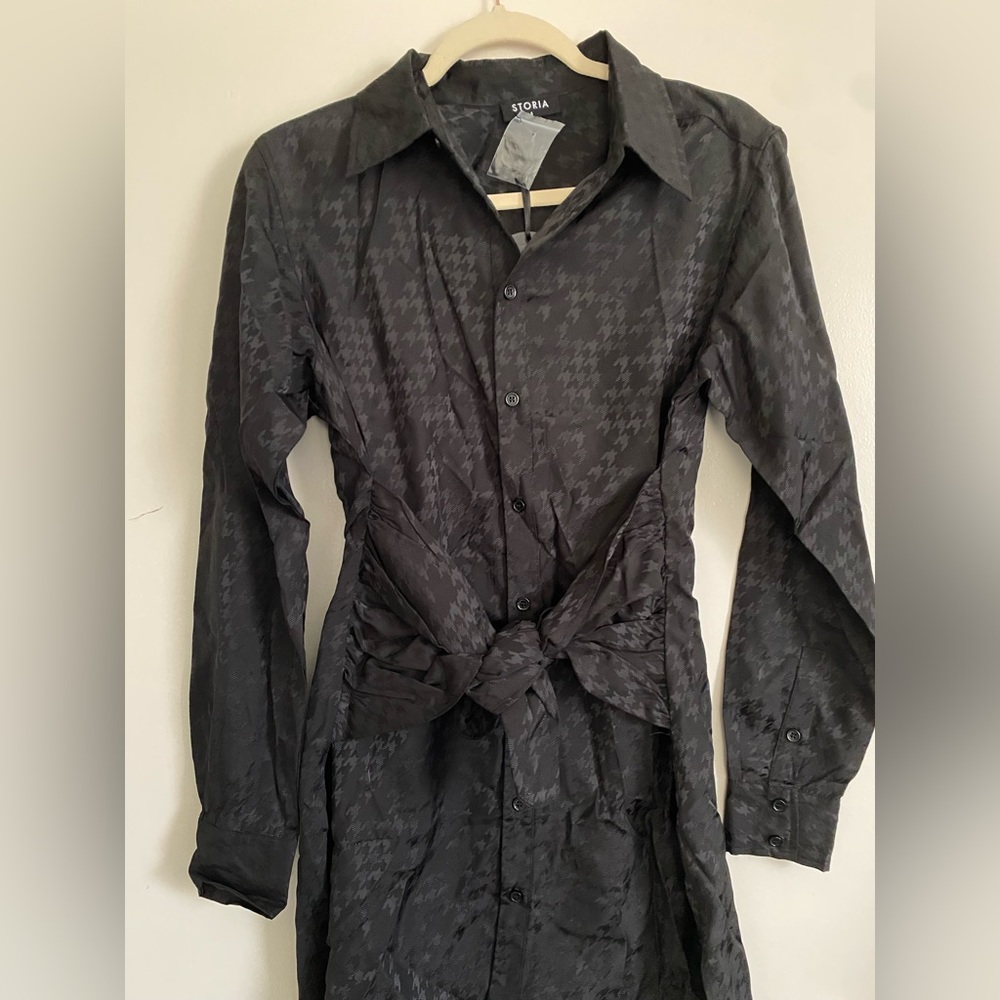 Storia satin, black hounds tooth, button-down dress mini